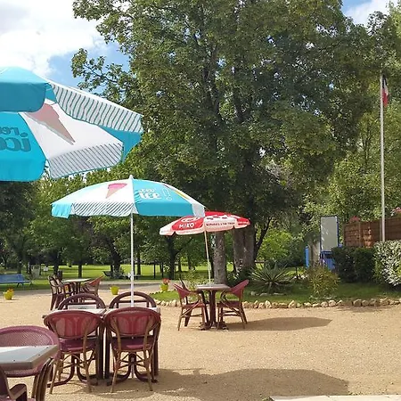 Camping Les Rives Du Ceou Saint-Chamarand