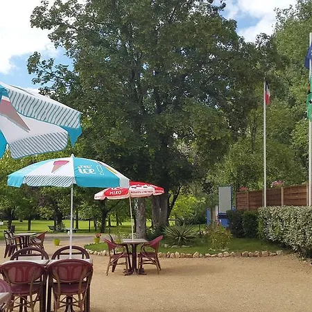 Les Rives Du Ceou Saint-Chamarand