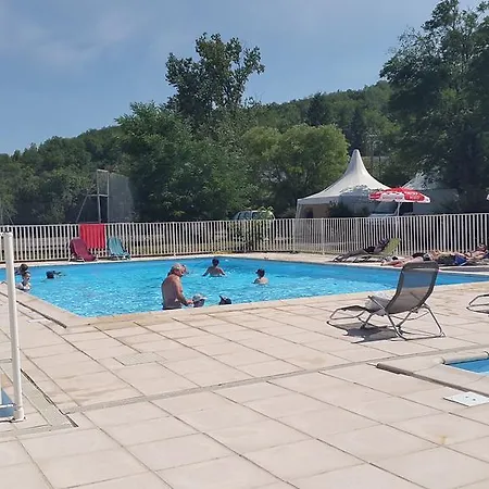 Camping Les Rives Du Ceou 3*