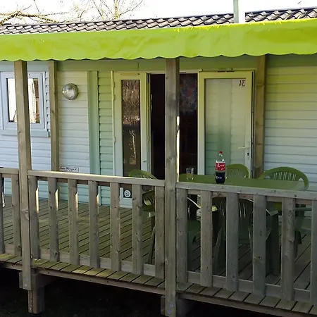 Les Rives Du Ceou Camping Saint-Chamarand